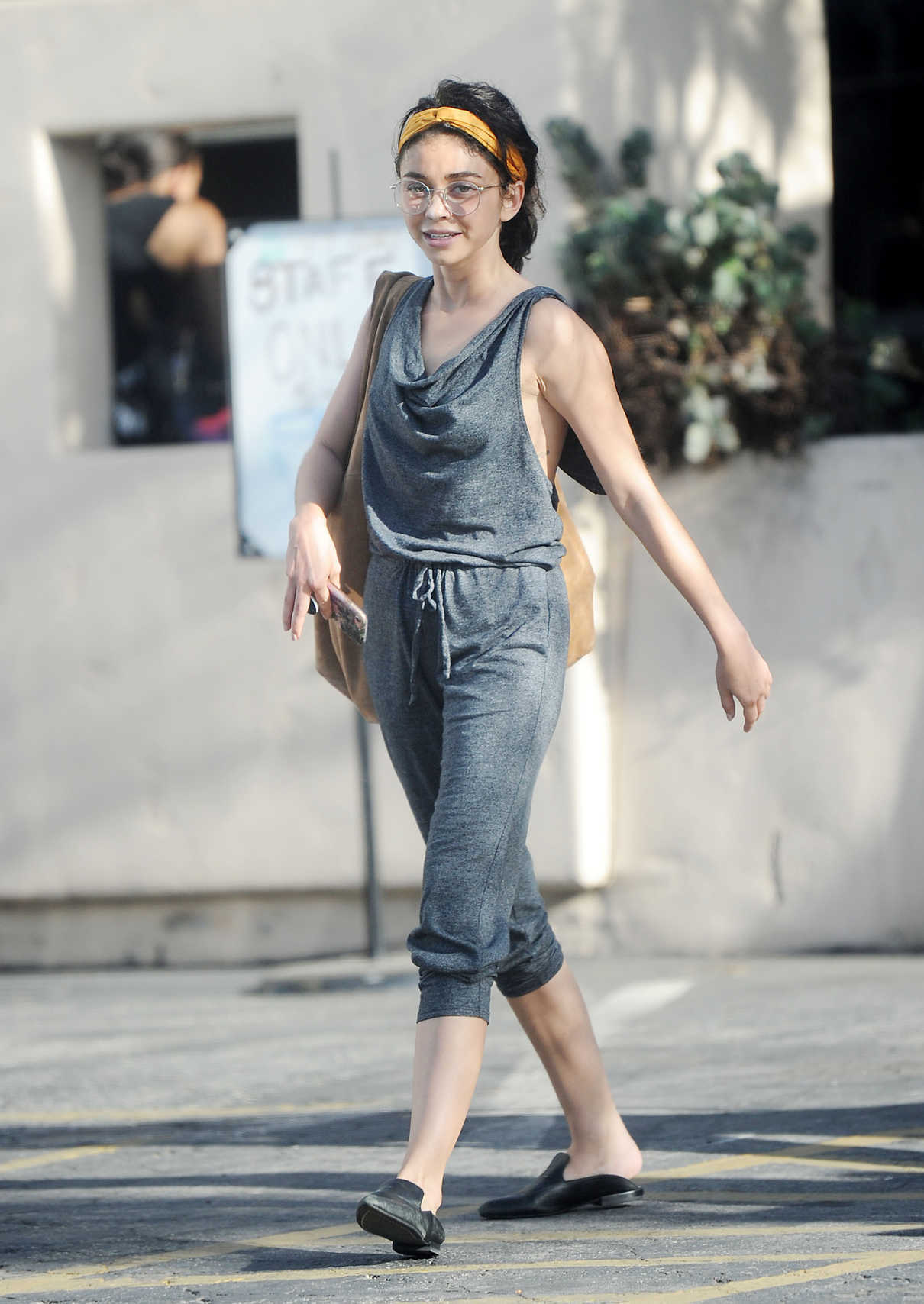 Sarah Hyland Arrives to Dance Class in Studio City 06/14/2018-1