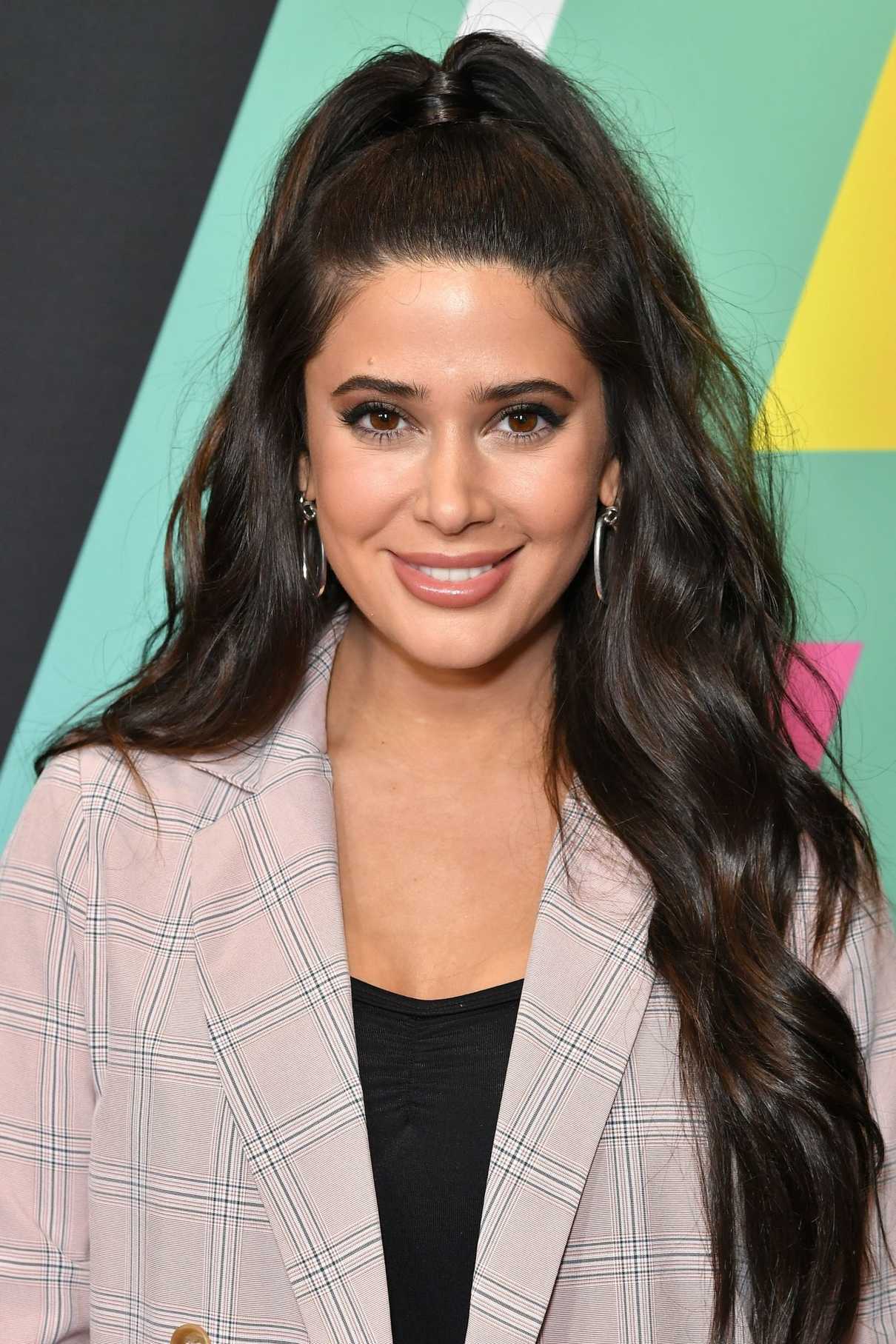 Symon at 2018 Radio Disney Music Awards in Los Angeles 06/22/2018-5