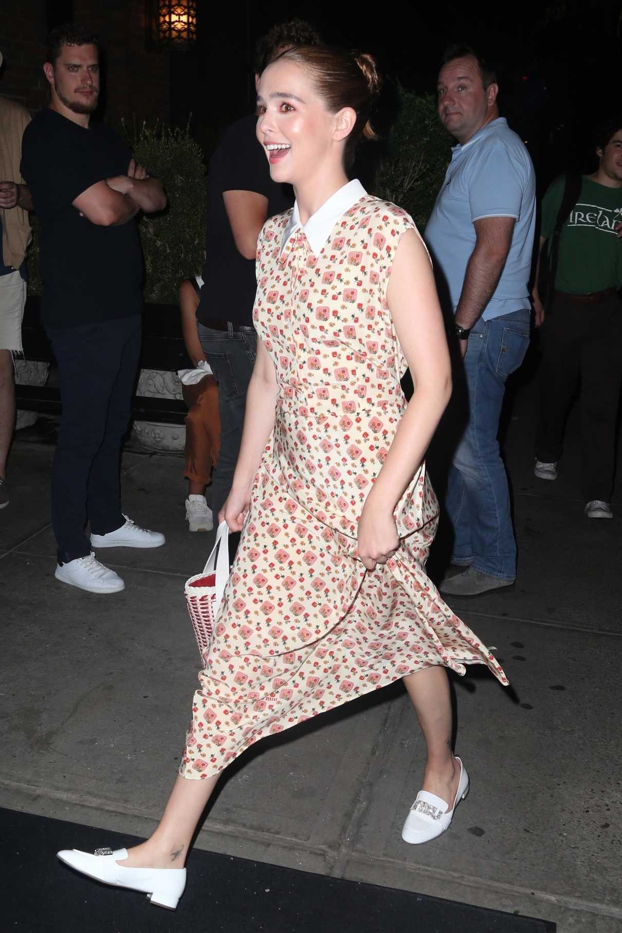 Zoey Deutch Was Spotted Out in New York 06/20/2018-5