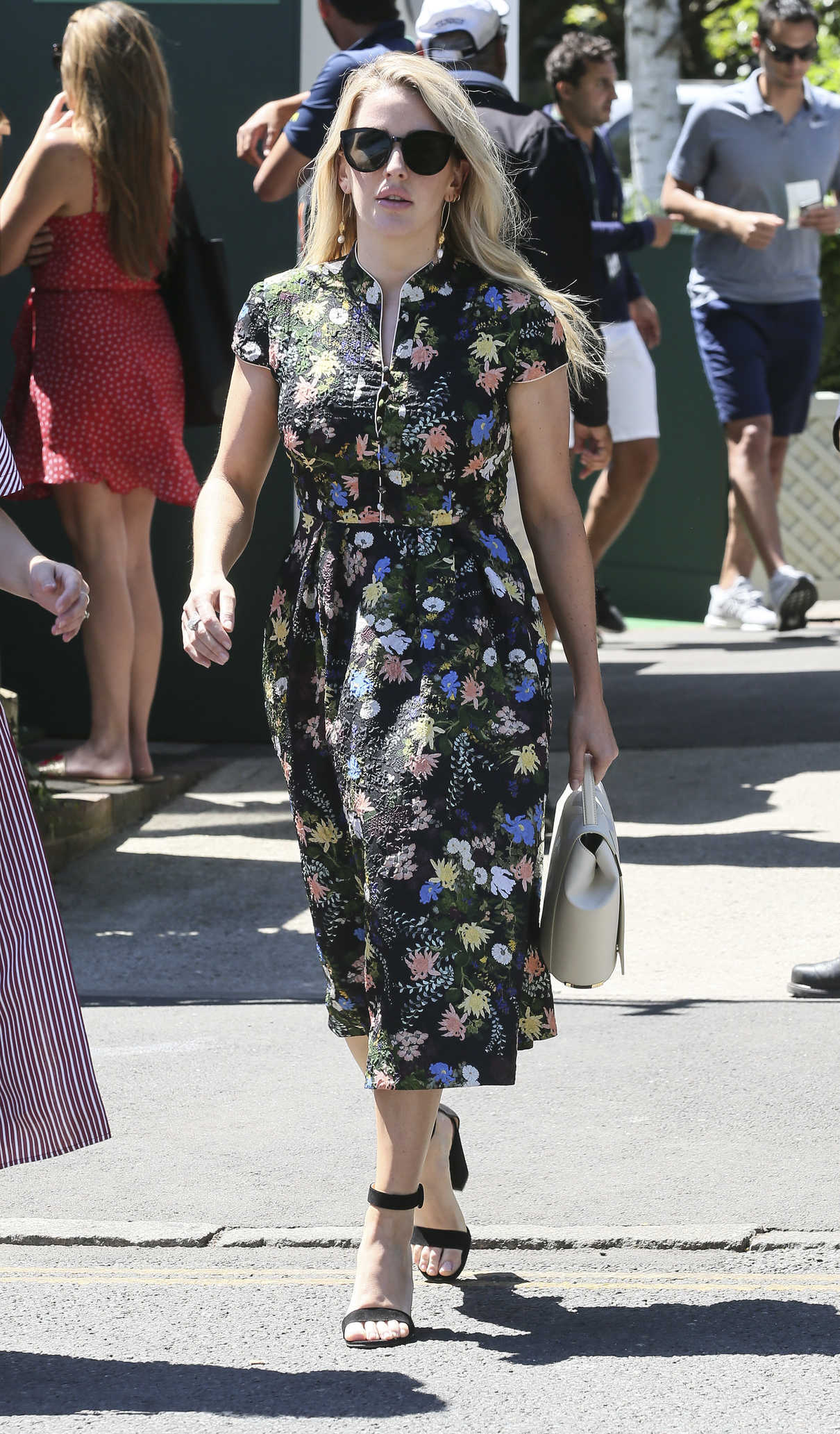 Ellie Goulding Attends the First Day of Wimbledon in London 07/02/2018-2