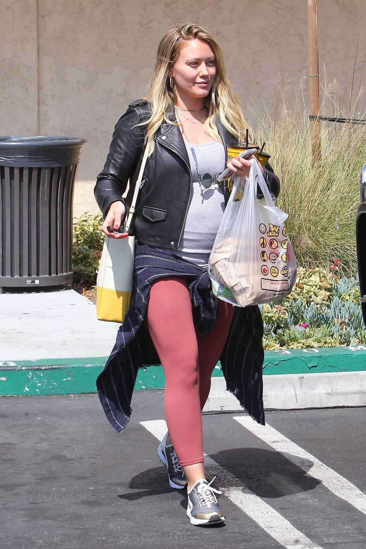 Hilary Duff Goes Shopping Out in Studio City 07/03/2018-2
