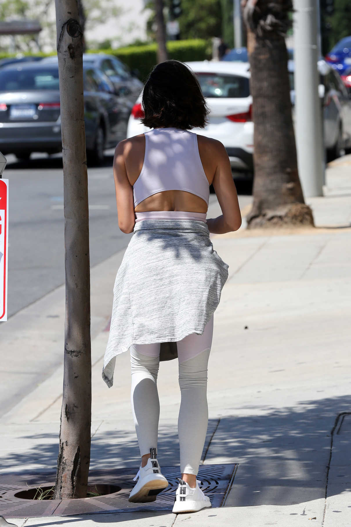 Jenna Dewan Wears a Sports Bra Out in West Hollywood 07/19/2018-5