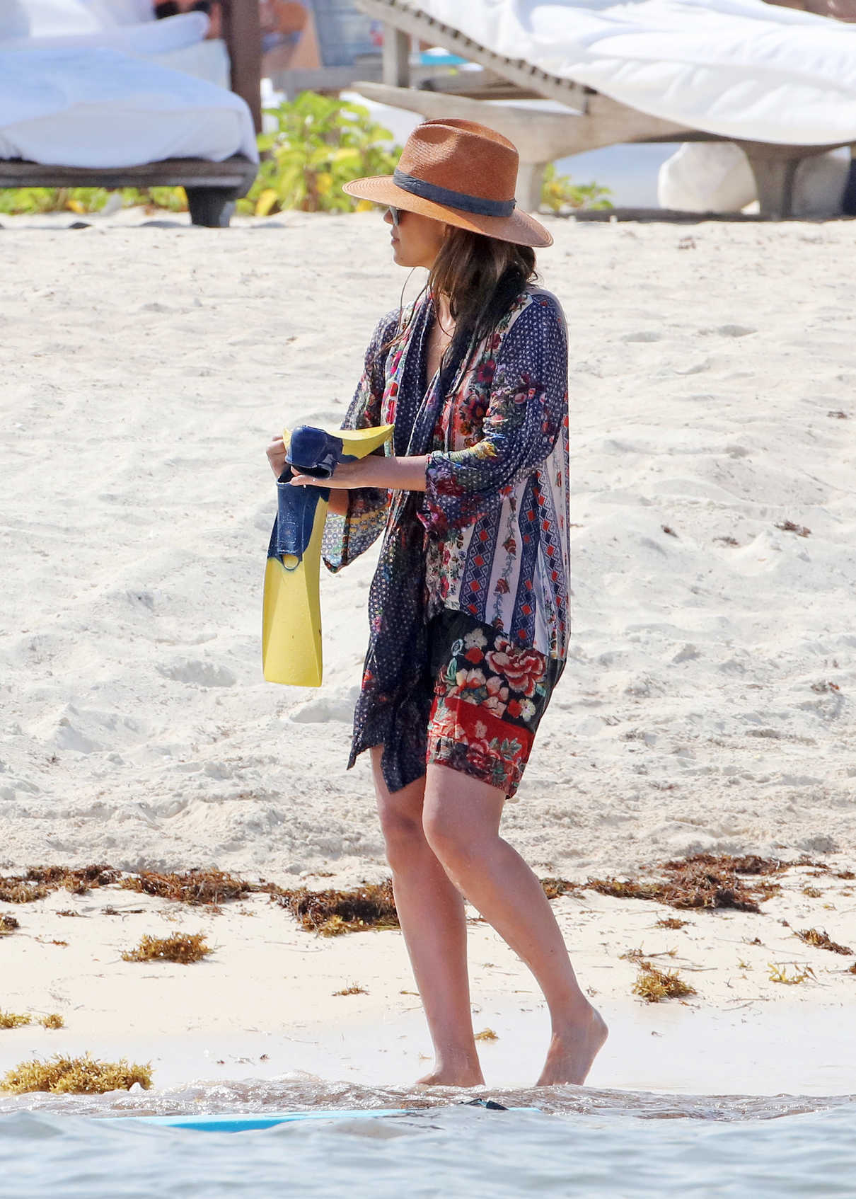 Jessica Alba Was Spotted on the Beach in Mexico 07/05/2018-3