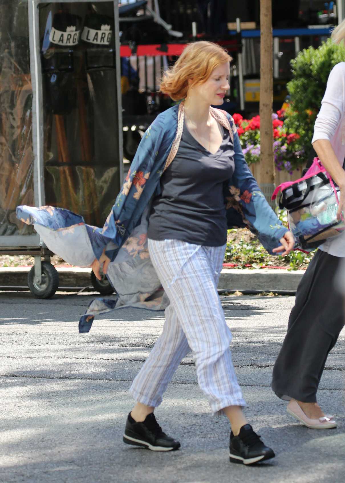 Jessica Chastain on the Set of IT: Chapter Two in Toronto 07/10/2018-4