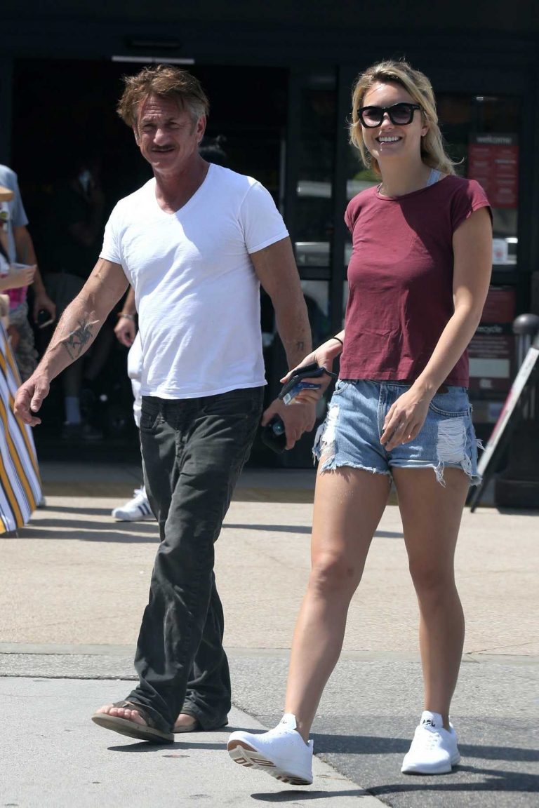 Leila George Donofrio Was Spotted Out With Sean Penn In Malibu 0707