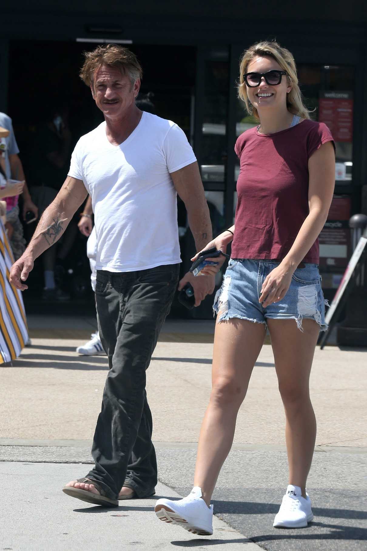 Leila George D'Onofrio Was Spotted Out with Sean Penn in Malibu 07/07/2018-3