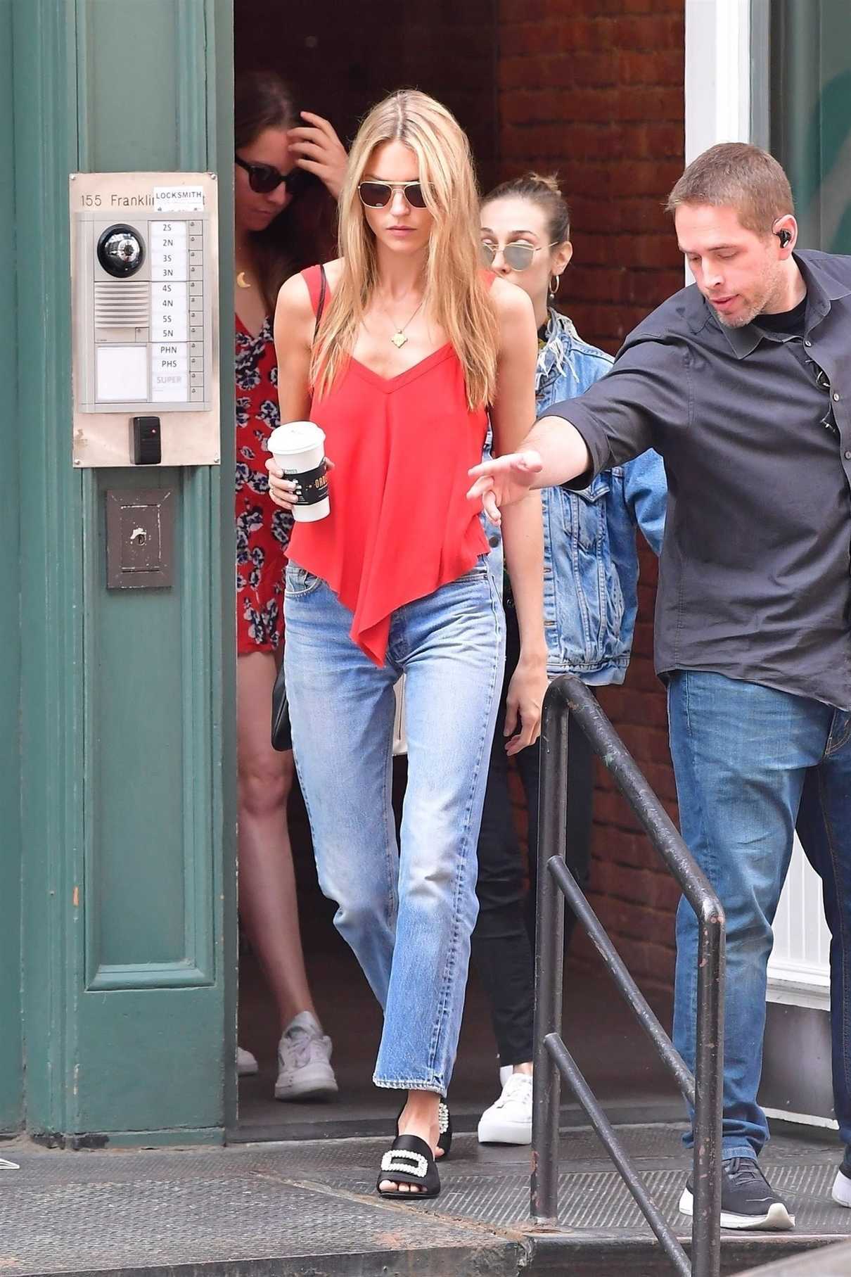 Martha Hunt Leaves Taylor Siwft's Apartment in New York City 07/13/2018-2
