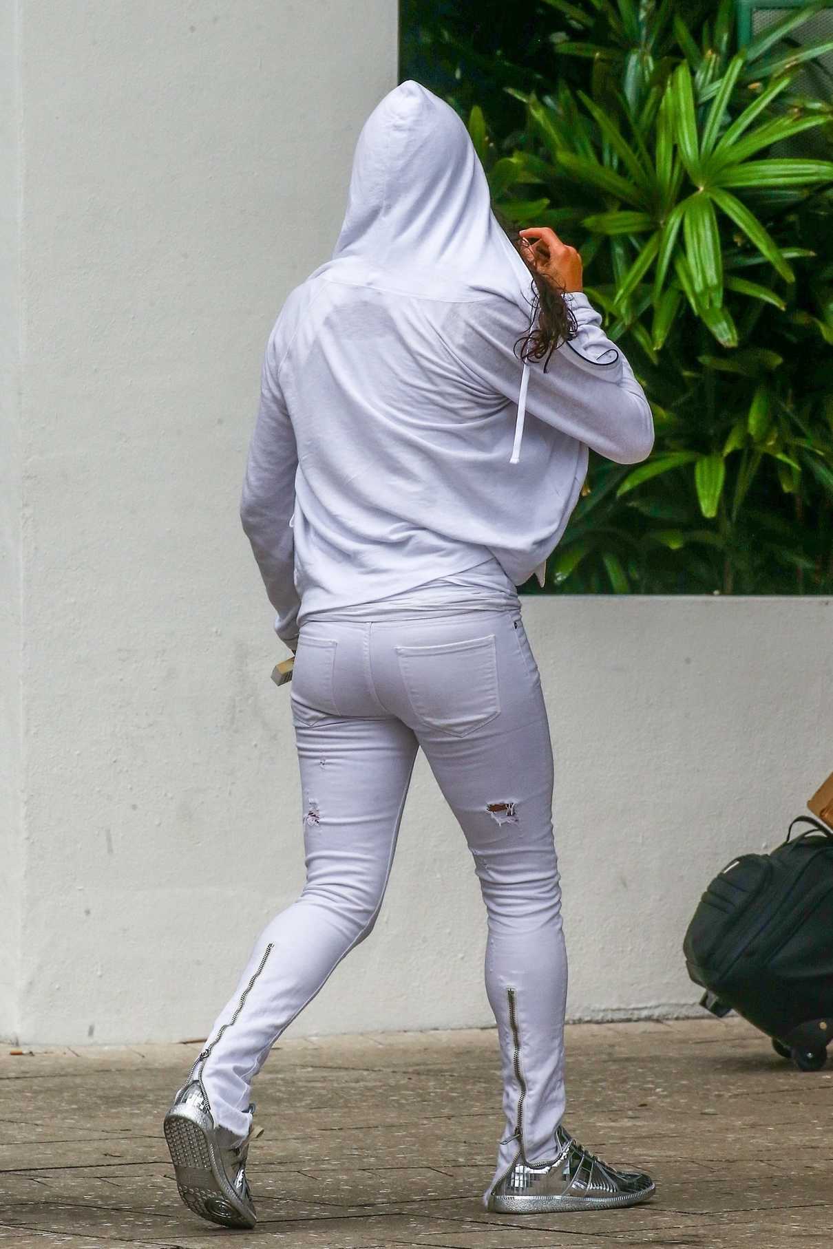 Michelle Rodriguez Was Seen in a White Ripped Jeans Out in Miami 07/16/2018-4