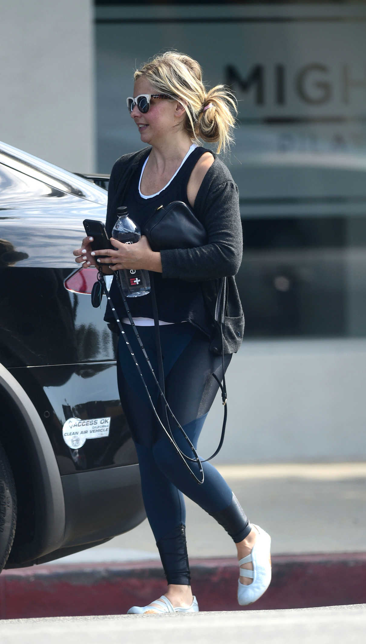 Sarah Michelle Gellar in a Workout Clothes