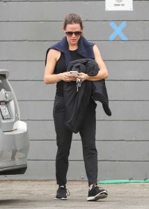 Jennifer Garner in a Black Workout Clothes