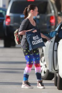Jennifer Love Hewitt in a Rainbow Leggings