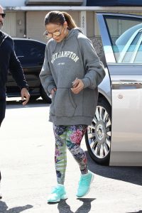 Jennifer Lopez in a Gray Oversized Hoody