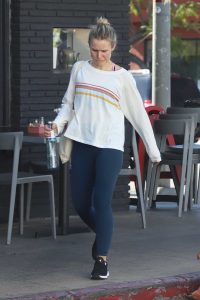 Kristen Bell in a White Long Sleeves T-Shirt