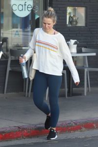 Kristen Bell in a White Long Sleeves T-Shirt