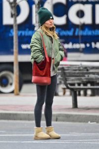 Sienna Miller in a Green Knit Hat