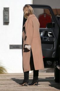 Rosie Huntington-Whiteley in a Beige Coat