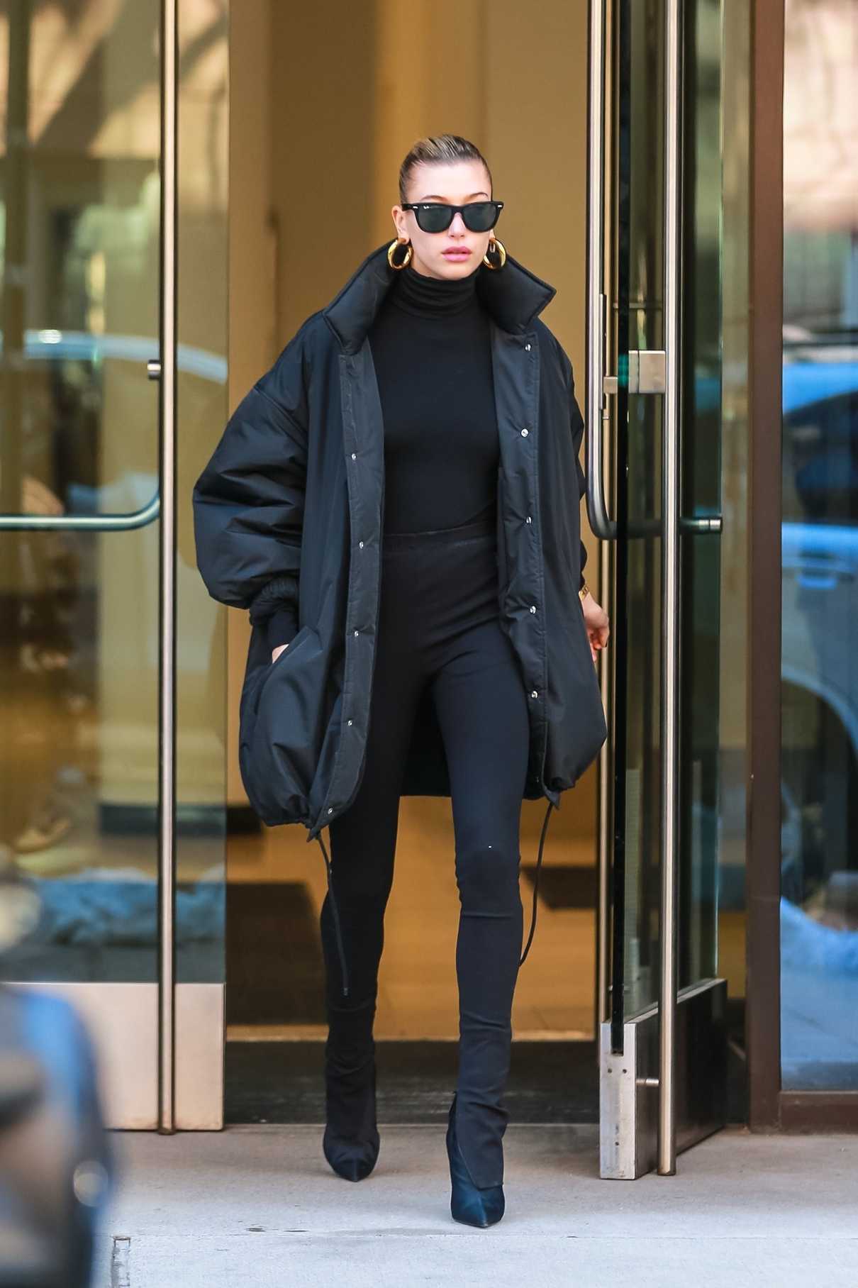 Hailey Baldwin in a Black Oversized Puffer Jacket
