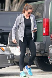 Jennifer Garner in a Blue Sneakers