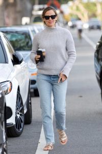 Jennifer Garner in a Gray Sweater