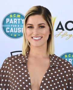 Cassadee Pope