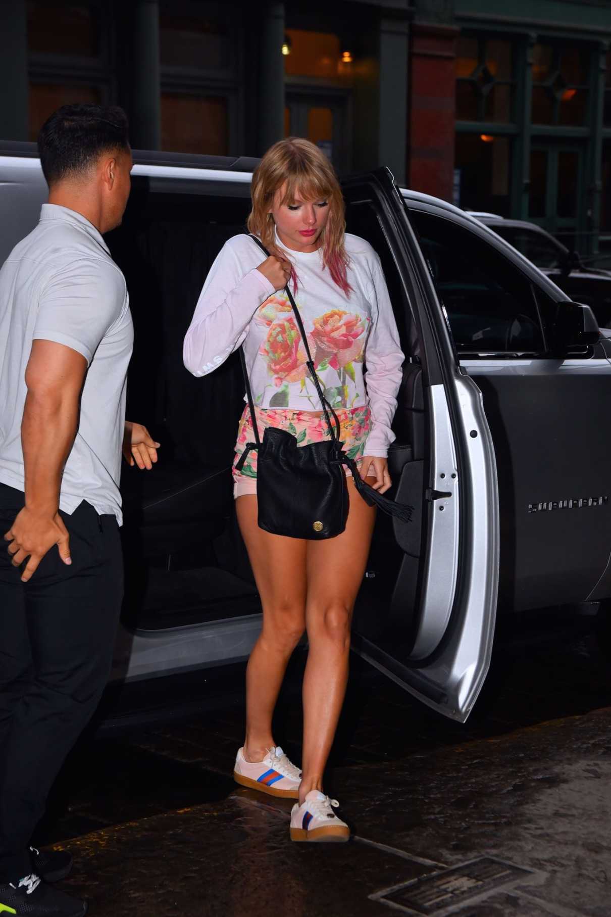 Taylor Swift in a Floral Shorts