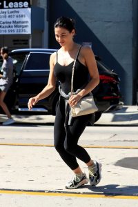 Jenna Dewan in a Black Leggings