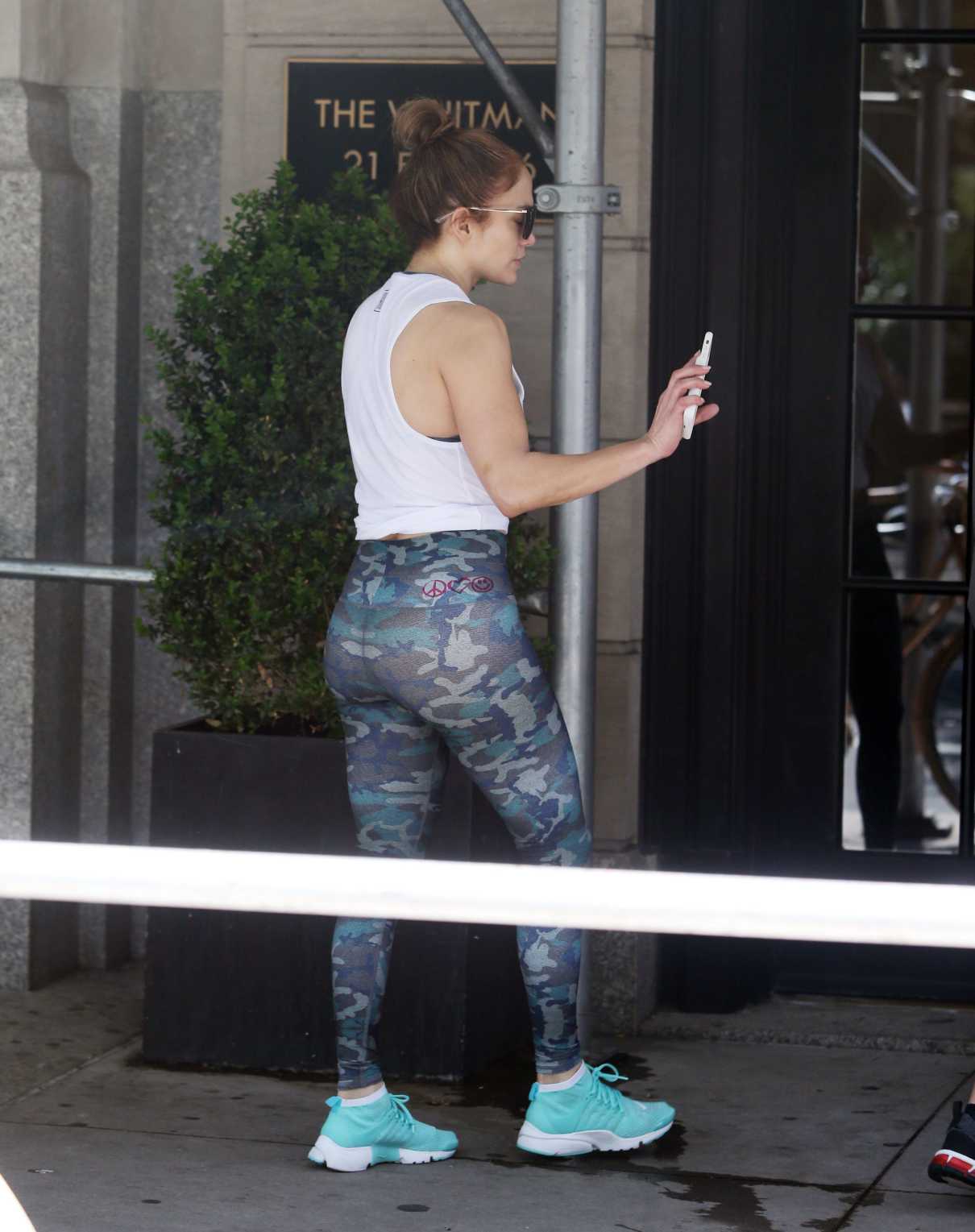 Jennifer Lopez in a Camo Leggings Leaves a Workout Session in NY 07/19 ...