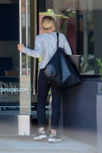Kristen Bell in a Gray Sweatshirt