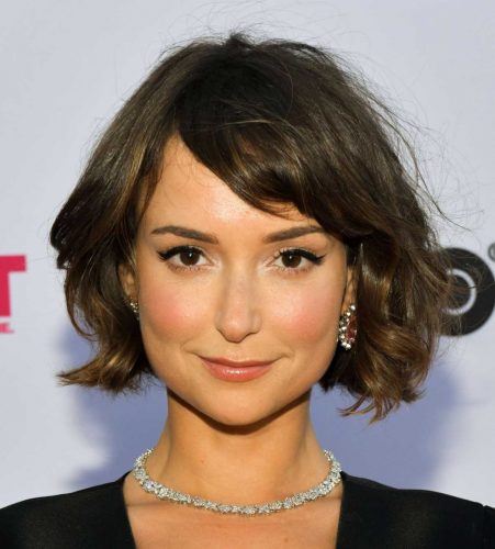 Milana Vayntrub Attends the Mother’s Little Helpers Screening at ...