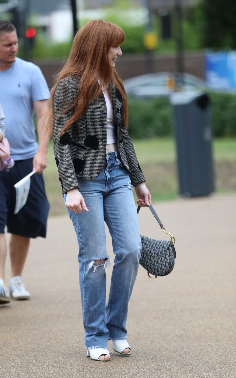 Nicola Roberts in a Blue Ripped Jeans Arrives at the Peter Pan Launch