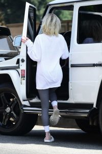 Alessandra Torresani in a White Tee Was Seen Out with Her Dog in Studio City 08/08/2019