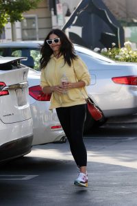 Jenna Dewan in a Yellow Hoody