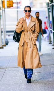 Katie Holmes in a Beige Trench Coat