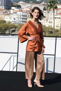 Nina Zanjani Attends Agent Hamilton Photocall During 2019 Mipcom in