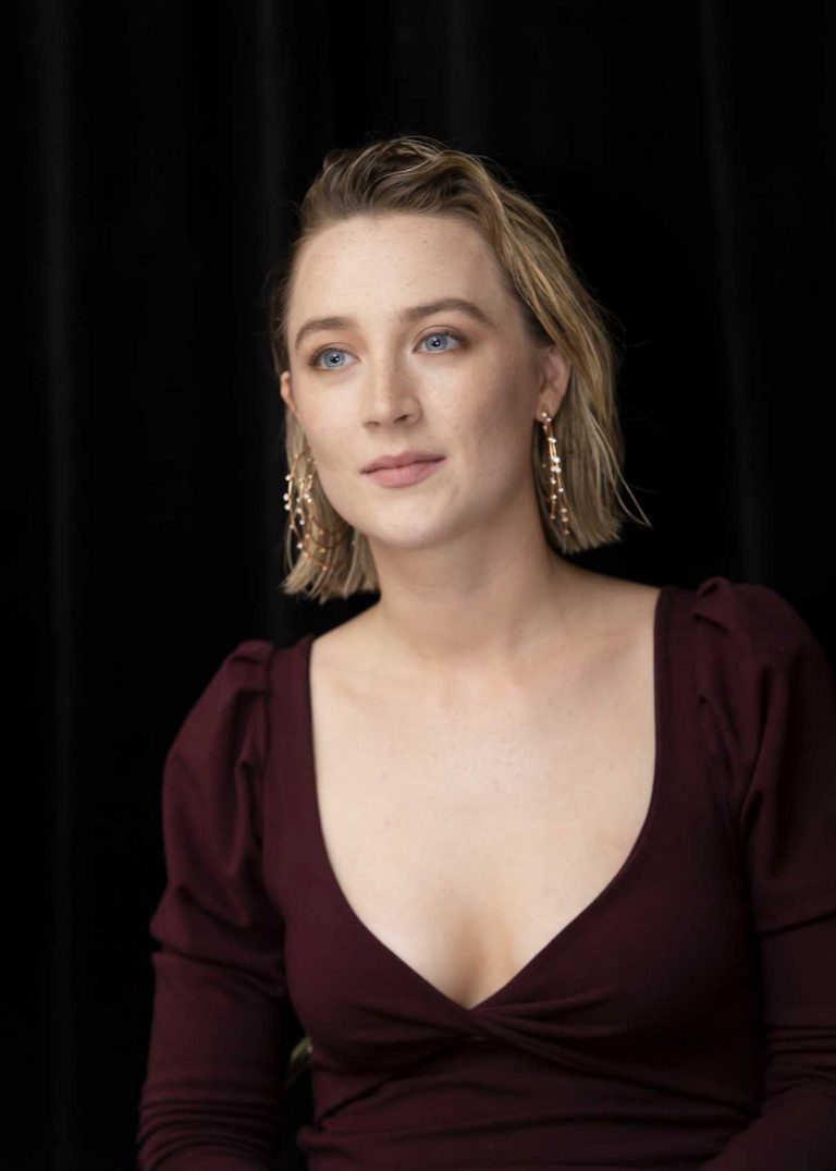 Saoirse Ronan Attends the Little Women Photocall in Los Angeles 10/28