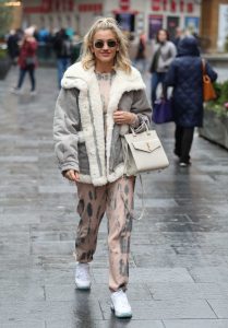 Ashley Roberts in a White Sneakers