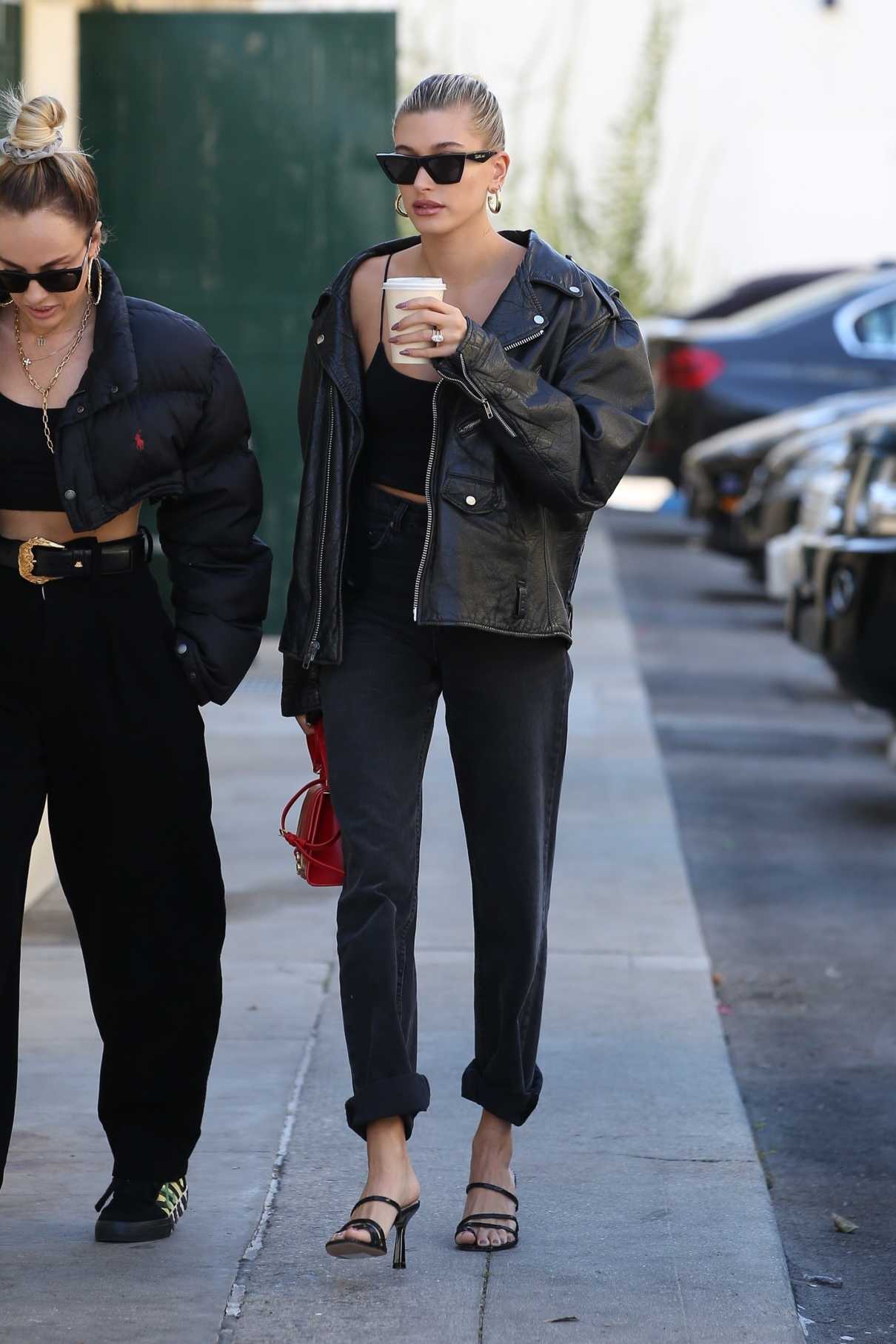 Hailey Baldwin in a Black Leather Jacket Was Seen Out with Her Stylist ...