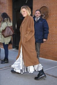 Greta Gerwig in a Beige Coat