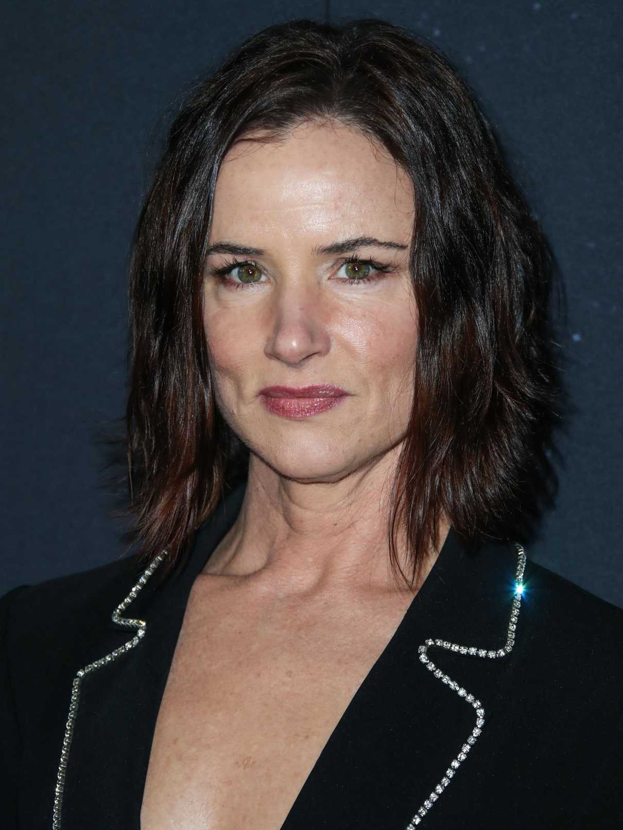 Juliette Lewis Attends the Uncut Gems Los Angeles Premiere at the