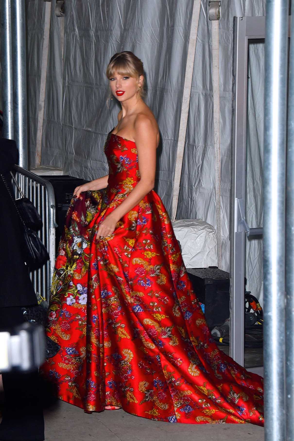 Taylor Swift in a Red Floral Dress