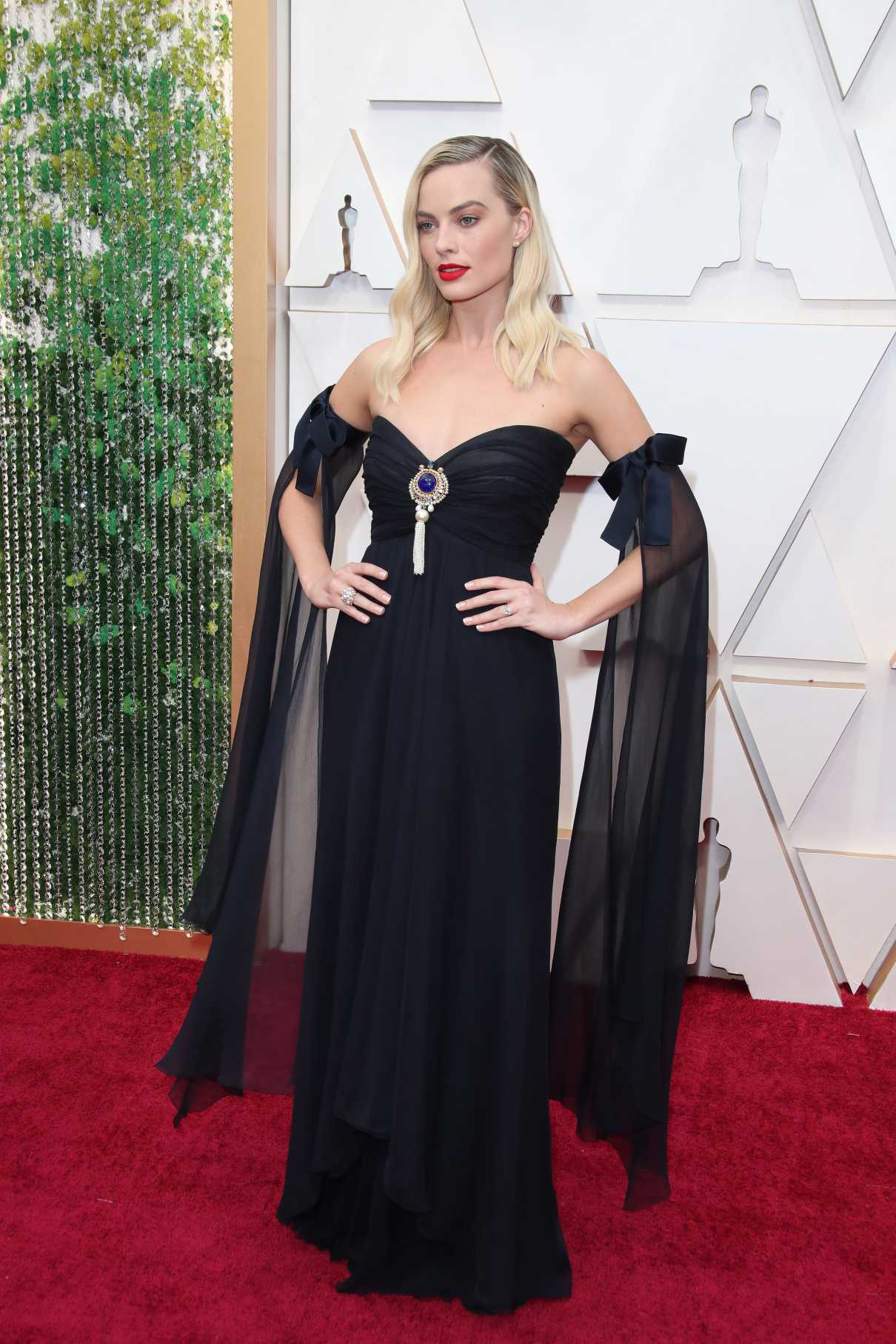 Margot Robbie Attends the 92nd Annual Academy Awards in in Los Angeles