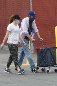 Alyson Hannigan in a White Tee