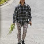 Jennie Garth in a Plaid Shirt Goes Shopping Out with Her Husband Dave Abrams in Los Angeles 04/17/2020