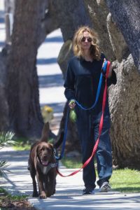 Julia Roberts in a Blue Coveralls