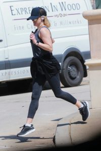 Reese Witherspoon in a Black Sneakers