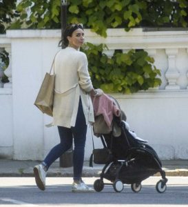 Christine Bleakley in a Beige Cardigan