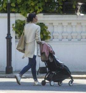 Christine Bleakley in a Beige Cardigan