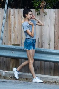 Margaret Qualley in a Gray Tee