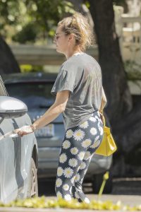 Rebecca Romijn in a Floral Print Leggings