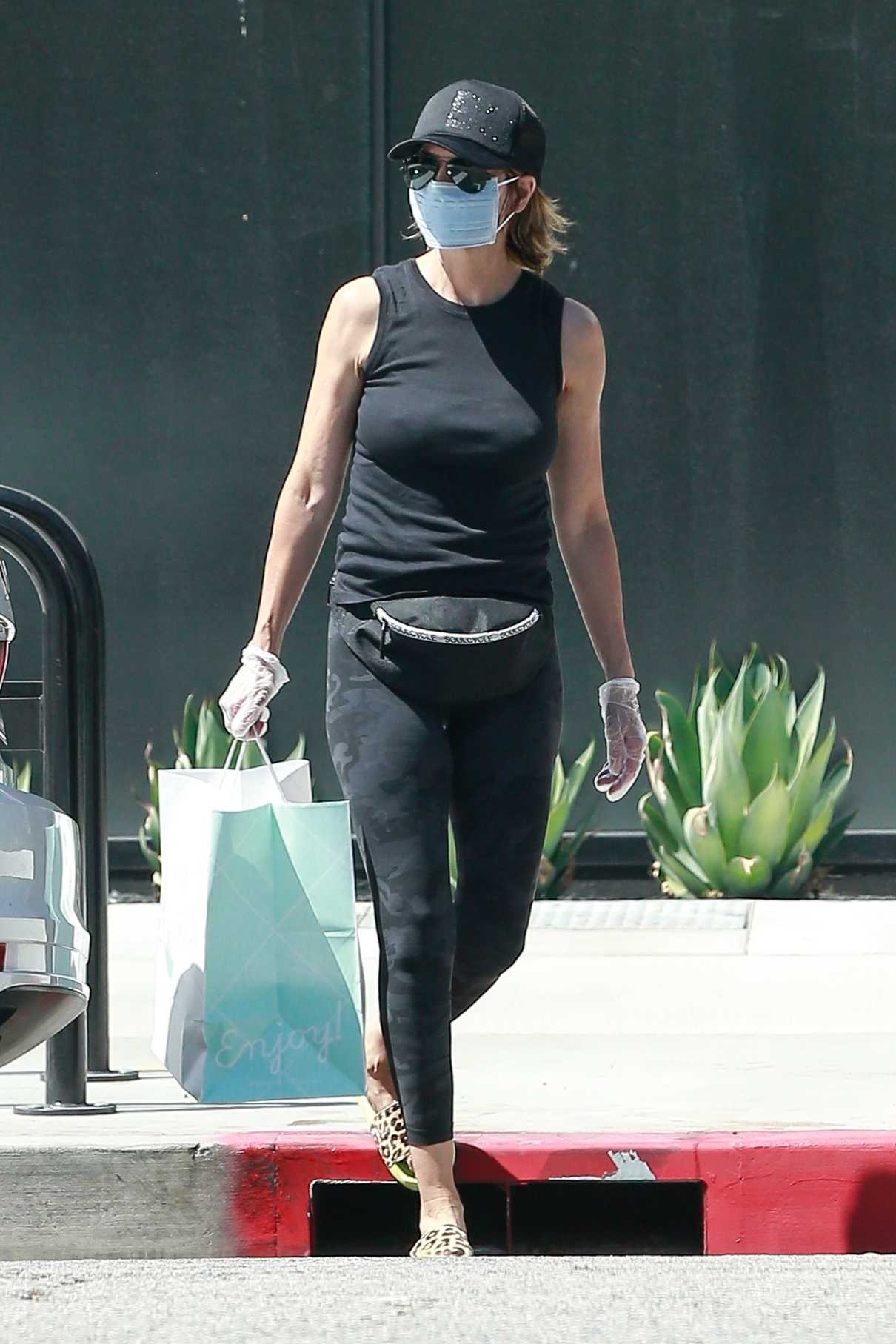 Lisa Rinna in a Protective Mask